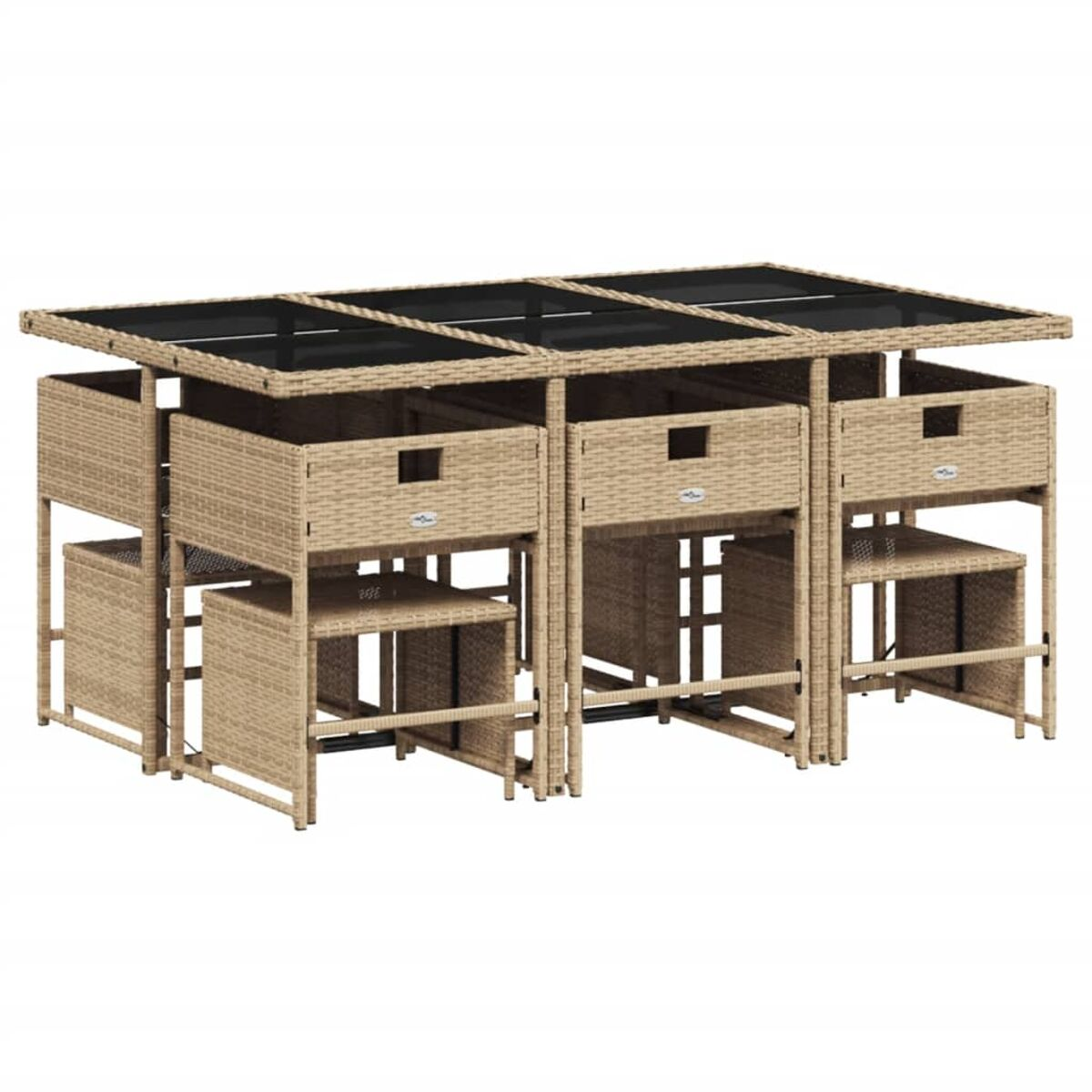 Set tavolo da esterno: vimini beige con sgabelli. Tavolo rettangolare con cassetti e sgabelli. Sfondo bianco.