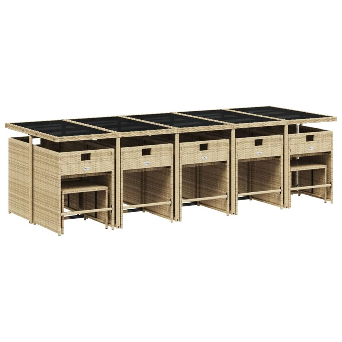 Outdoor-Essgruppe mit schwarzem Tisch und gewebten Stühlen mit Schubladen. Das Set ist leer und einsatzbereit.