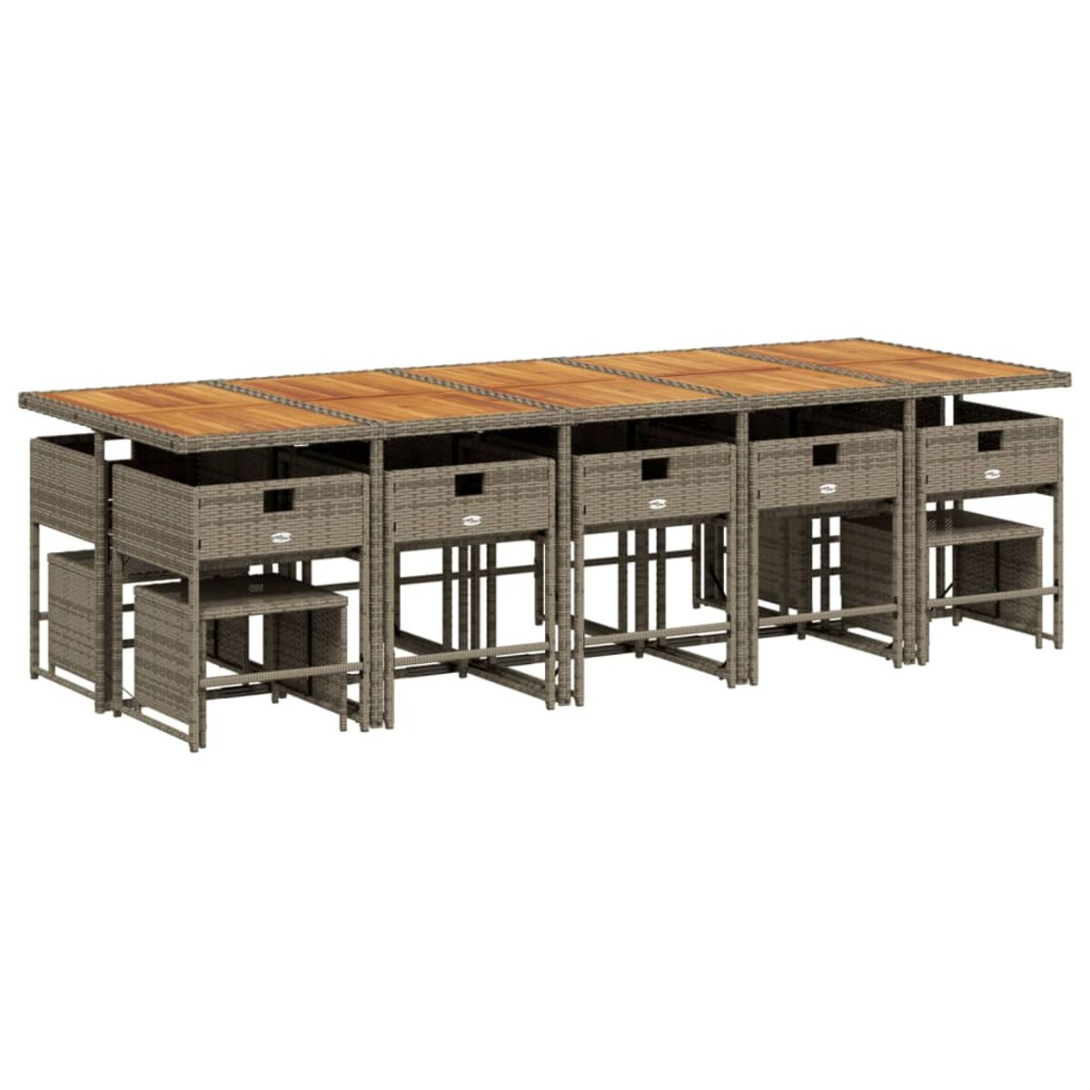 Essgarnitur für draußen mit langem Tisch und integrierten Sitzgelegenheiten. Der Tisch ist mit Holzbrettern bedeckt.