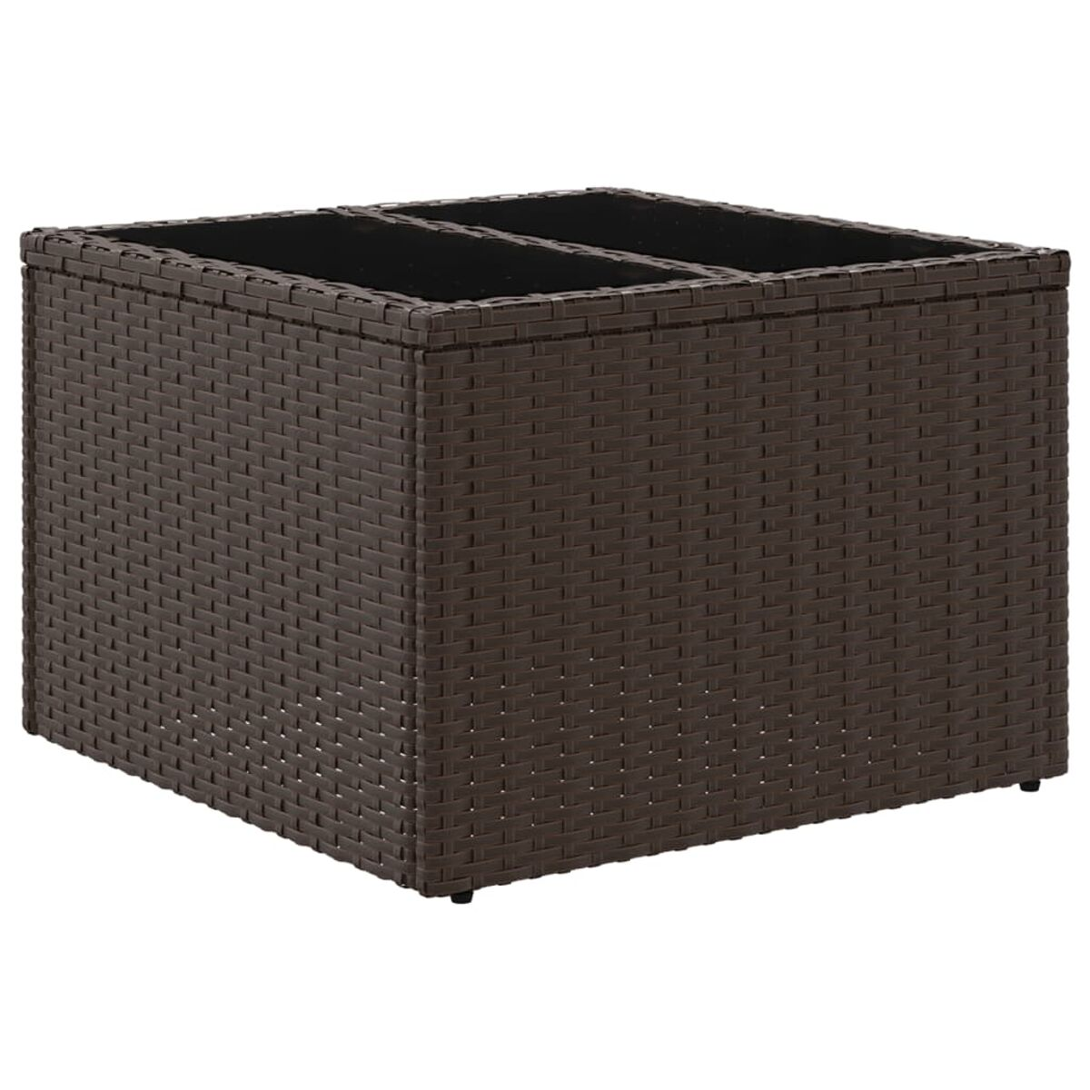 Cubo in rattan marrone. Vista dall'alto. Sfondo bianco.