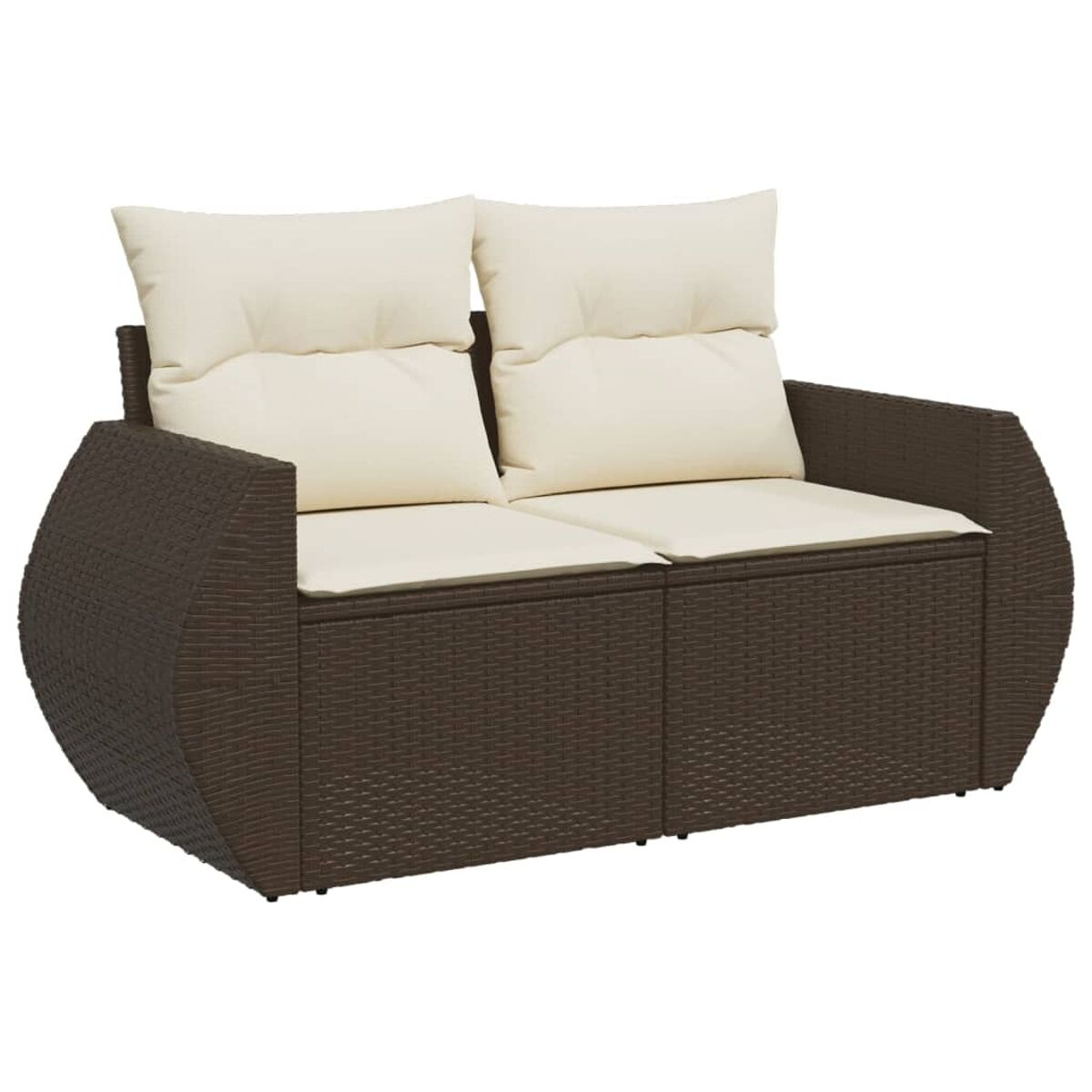 Divano in rattan marrone con cuscini color crema. Divano a due posti con cuscini.