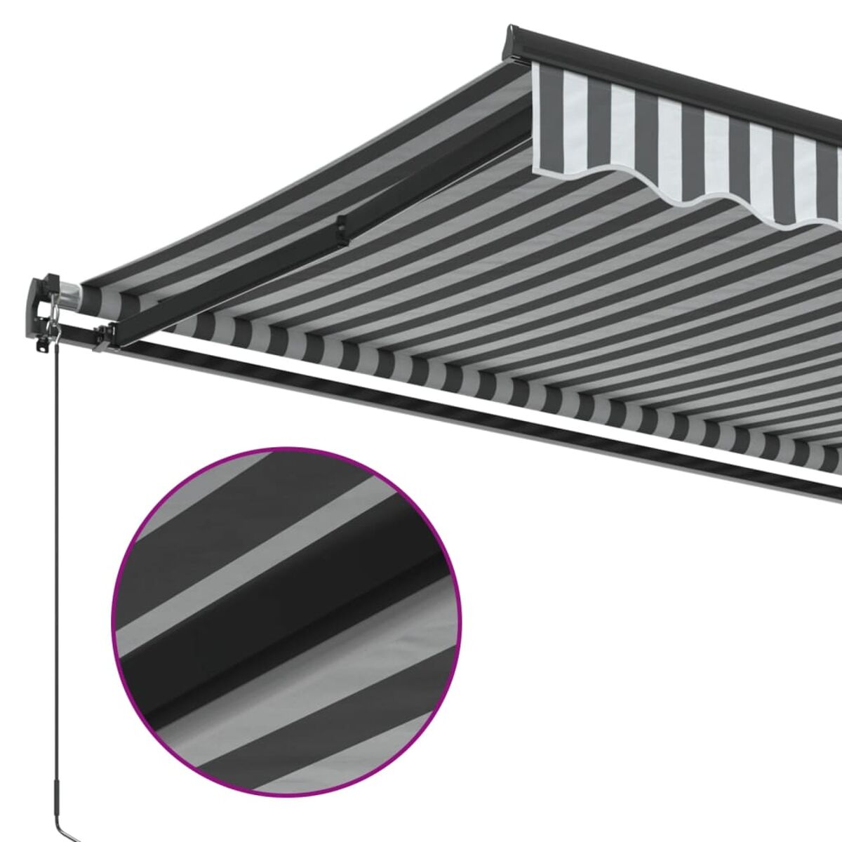 Detail der gestreiften Markise. Schwarz-weiße Streifen.
