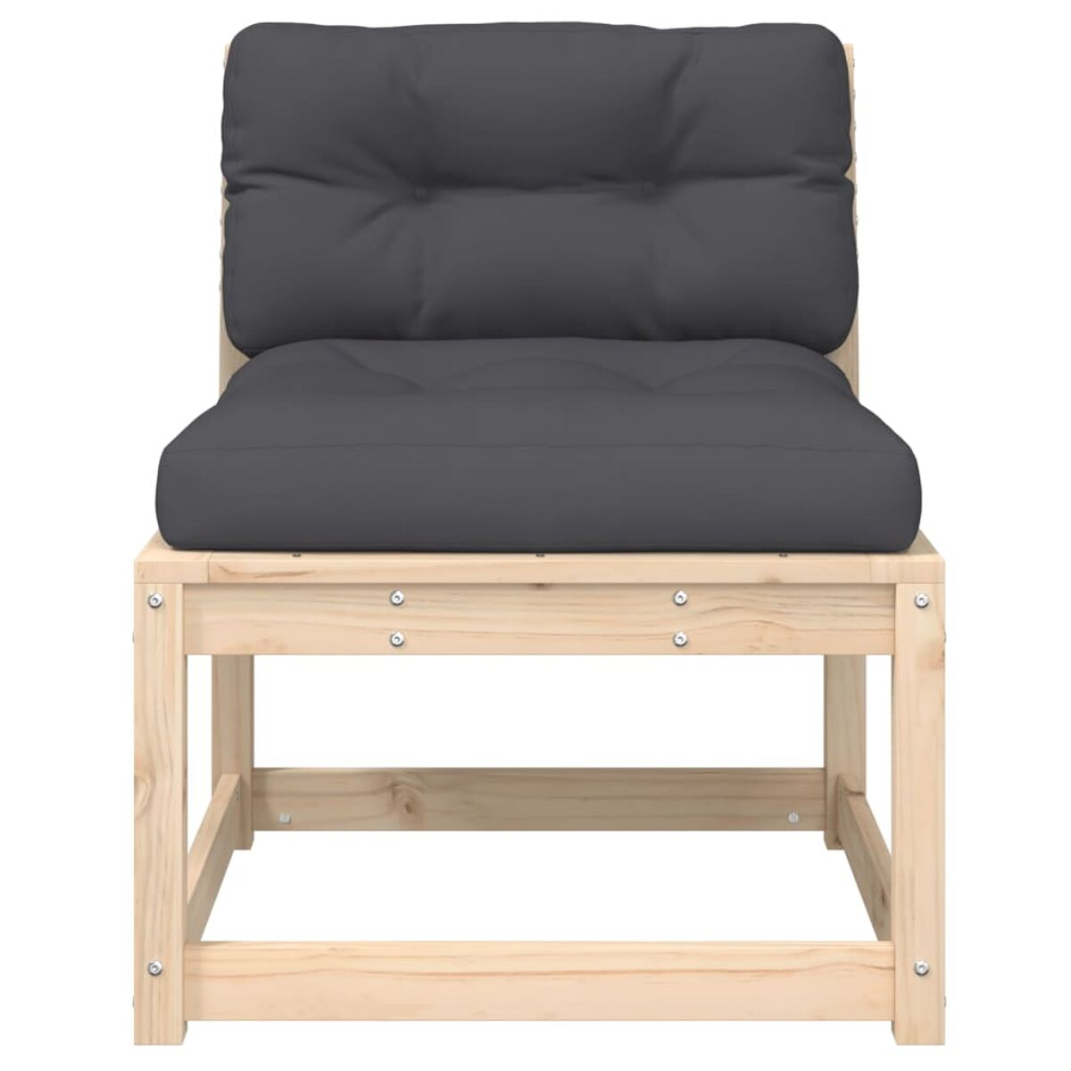 Ein Holzstuhl mit einem dunkelgrauen Sitz und Rückenkissen. Der Stuhl steht auf weißem Hintergrund.