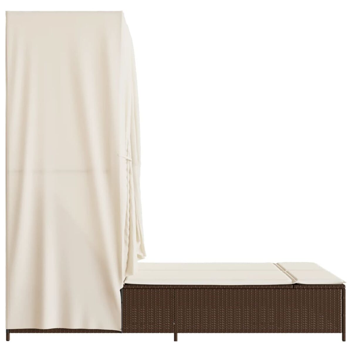 Outdoor-Daybed mit Baldachin, braunem Korbgestell und cremefarbenem Stoff.