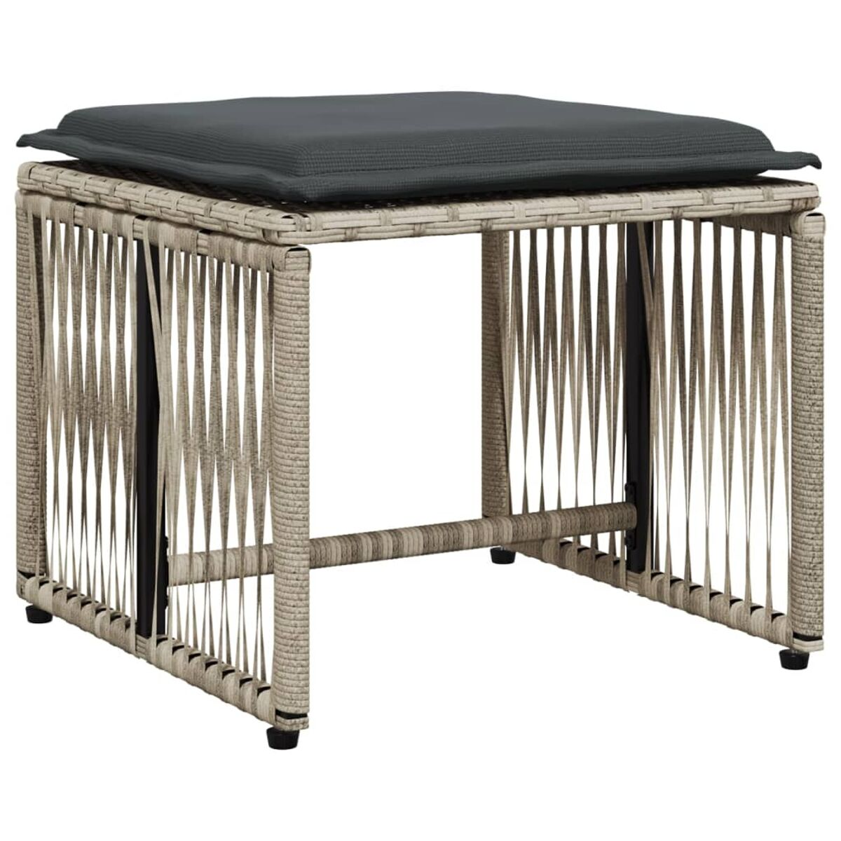 Pouff quadrato con cuscino grigio e lati intrecciati. Il pouff ha uno stile moderno e minimalista.