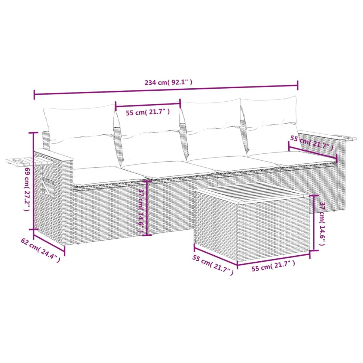 Ein Rattansofa mit einem Couchtisch. Abmessungen sind angezeigt. Das Sofa hat Kissen und Holzarmlehnen.
