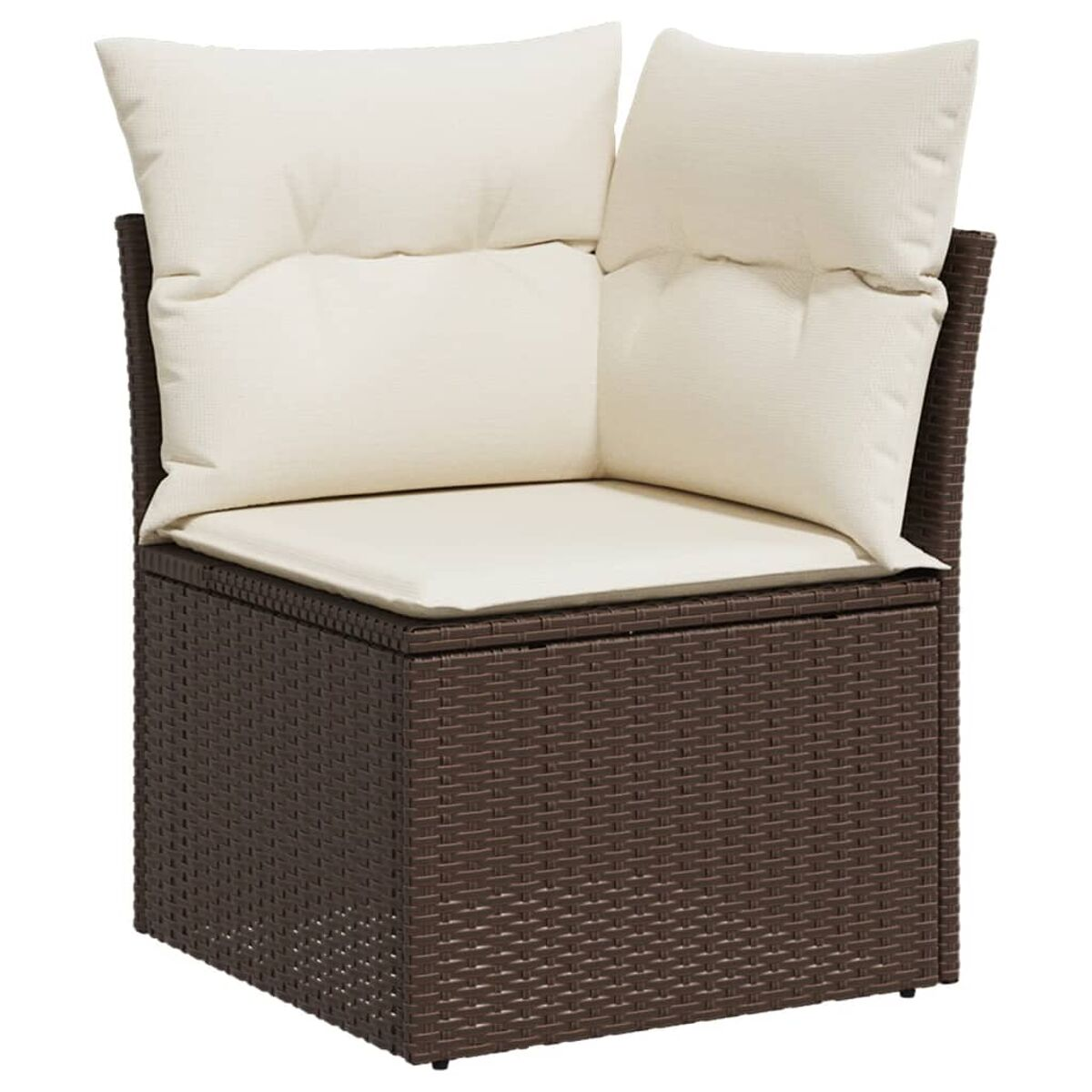 Sedia angolare in rattan marrone con cuscini color crema. Ha una forma quadrata.