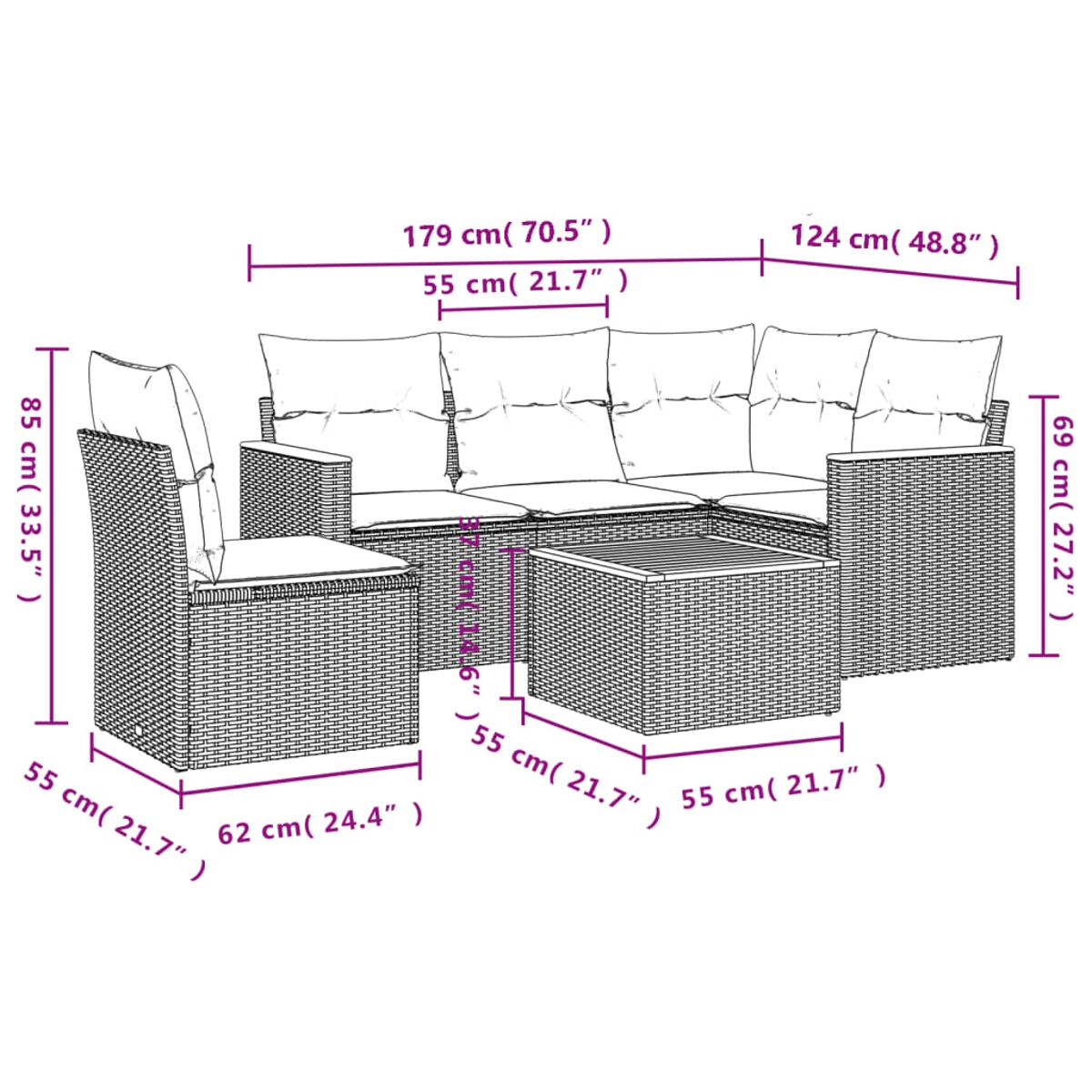 Geflochtenes Outdoor-Ecksofa mit weißen Kissen und Couchtisch. Abmessungen sind angegeben.