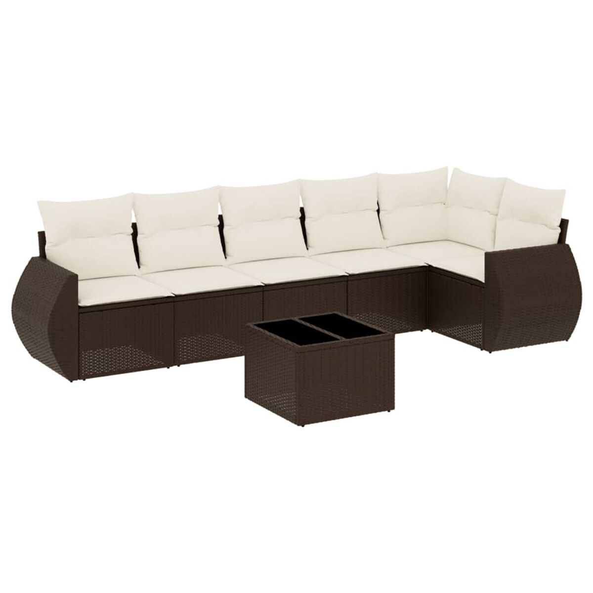 Divano componibile da esterno in vimini marrone scuro con cuscini color crema e tavolino nero.