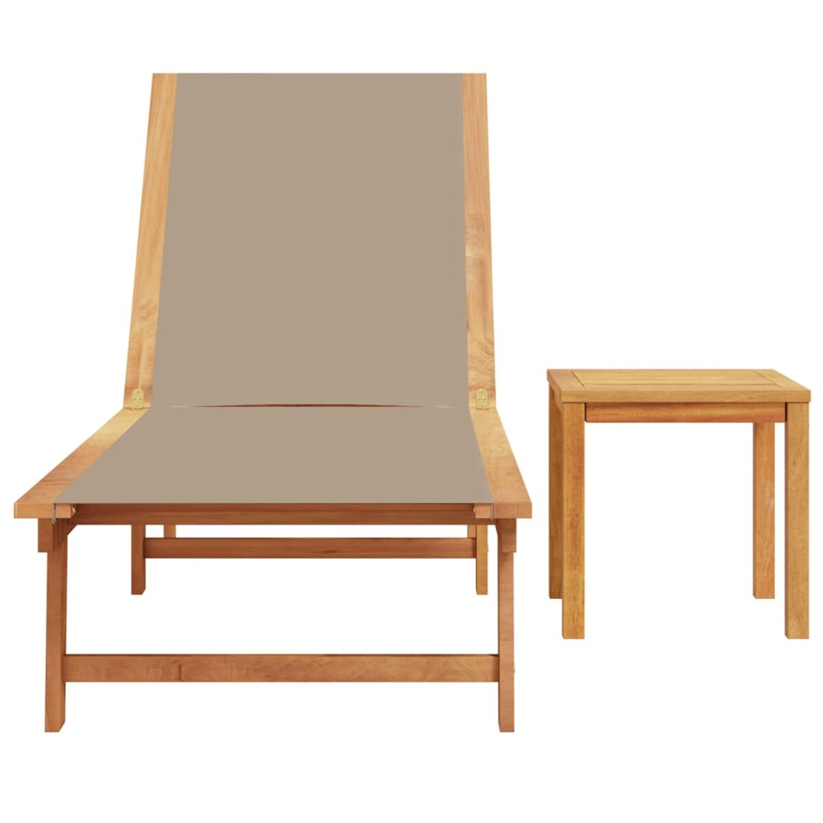 Chaise longue in legno con un tavolino.