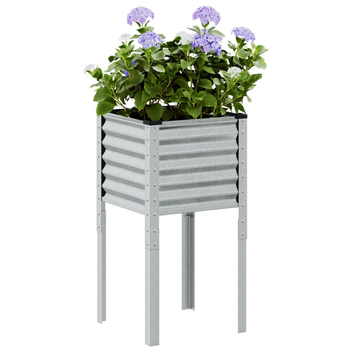 Una fioriera rialzata in metallo con un design ondulato, piena di piante verdi e fiori viola.