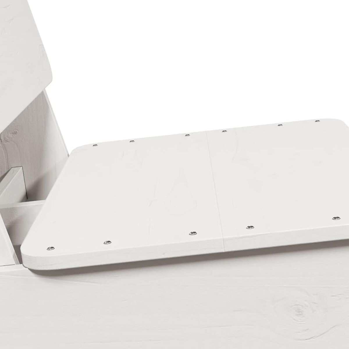 Un mobile in legno bianco con una funzione pieghevole. Sono visibili cerniere e viti.