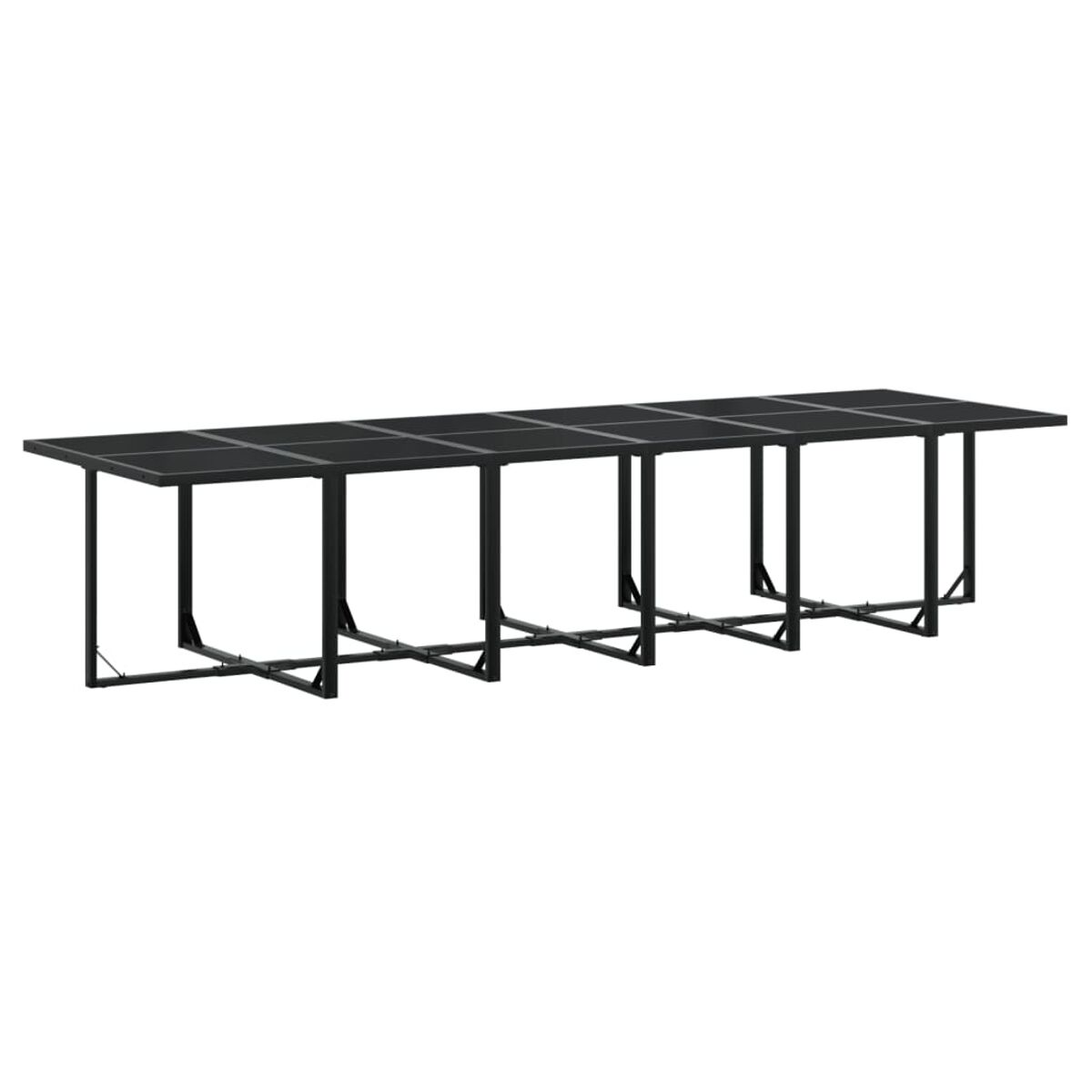 Langer, schwarzer Tisch mit mehreren rechteckigen Glasplatten und schwarzen Metallbeinen. Modernes, minimalistisches Design.