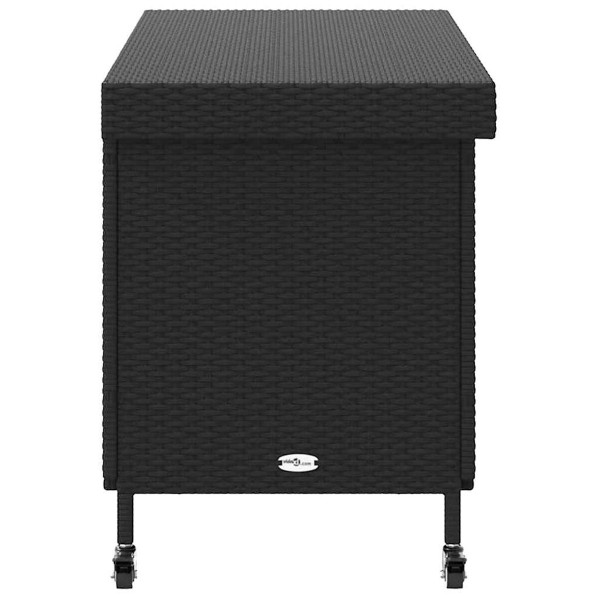 Schwarzer Schrank im Wicker-Stil auf Rädern. Solide, strukturierte Oberfläche, schlichtes Design.