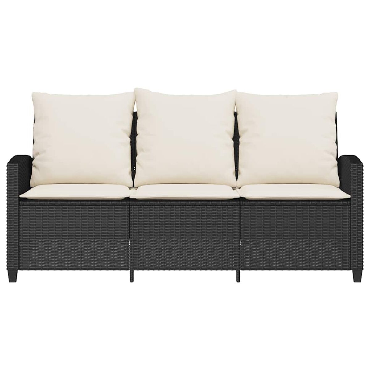 Schwarzes Korbmöbel-Dreisitzer-Sofa mit cremefarbenen Kissen.
