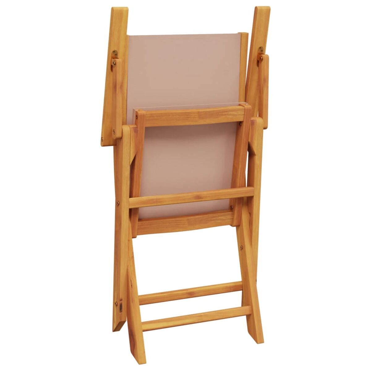 Zusammengeklappter Holzstuhl. Beiger Leinwandrücken und -sitz, zeigt die Rahmendetails und Scharniere.