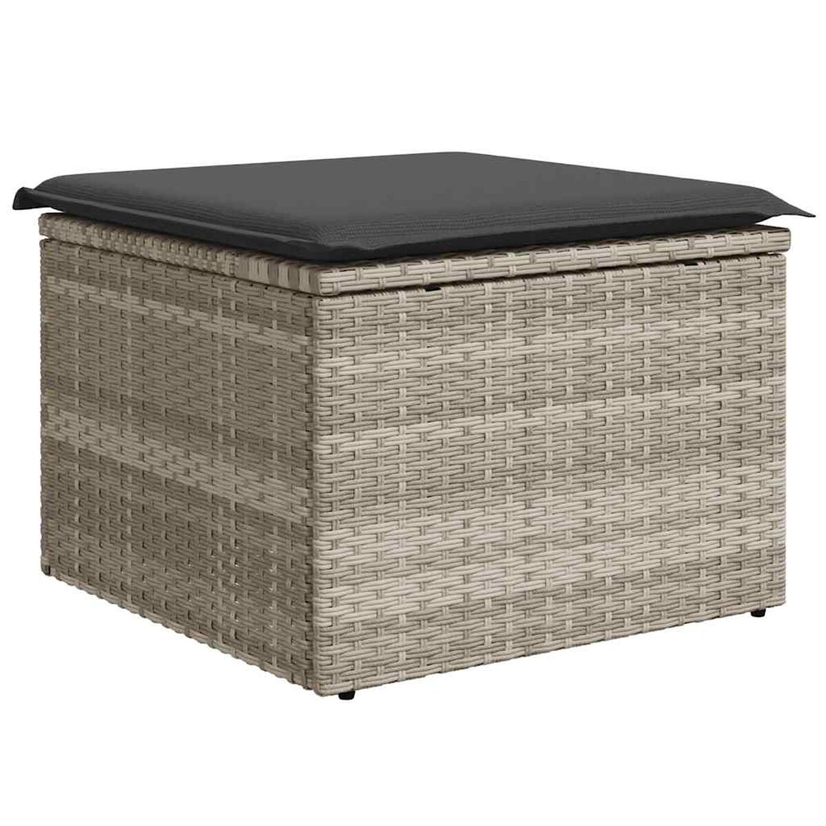 Eine hellgraue Rattan-Aufbewahrungsbox mit einem schwarzen Kissen oben drauf.