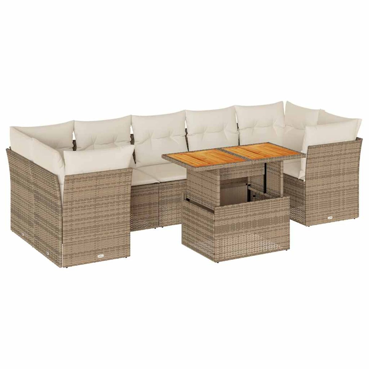 Set divani in rattan beige con tavolo sollevabile e cuscini color crema.
