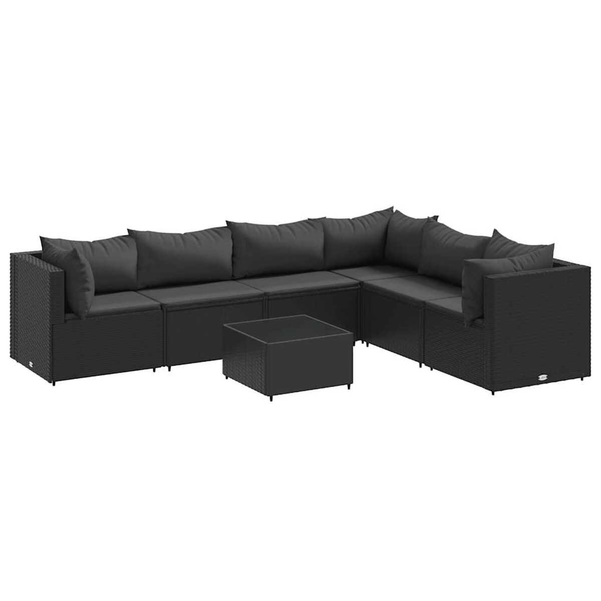 Divano angolare in rattan nero con cuscini grigi e tavolino abbinato su sfondo bianco.