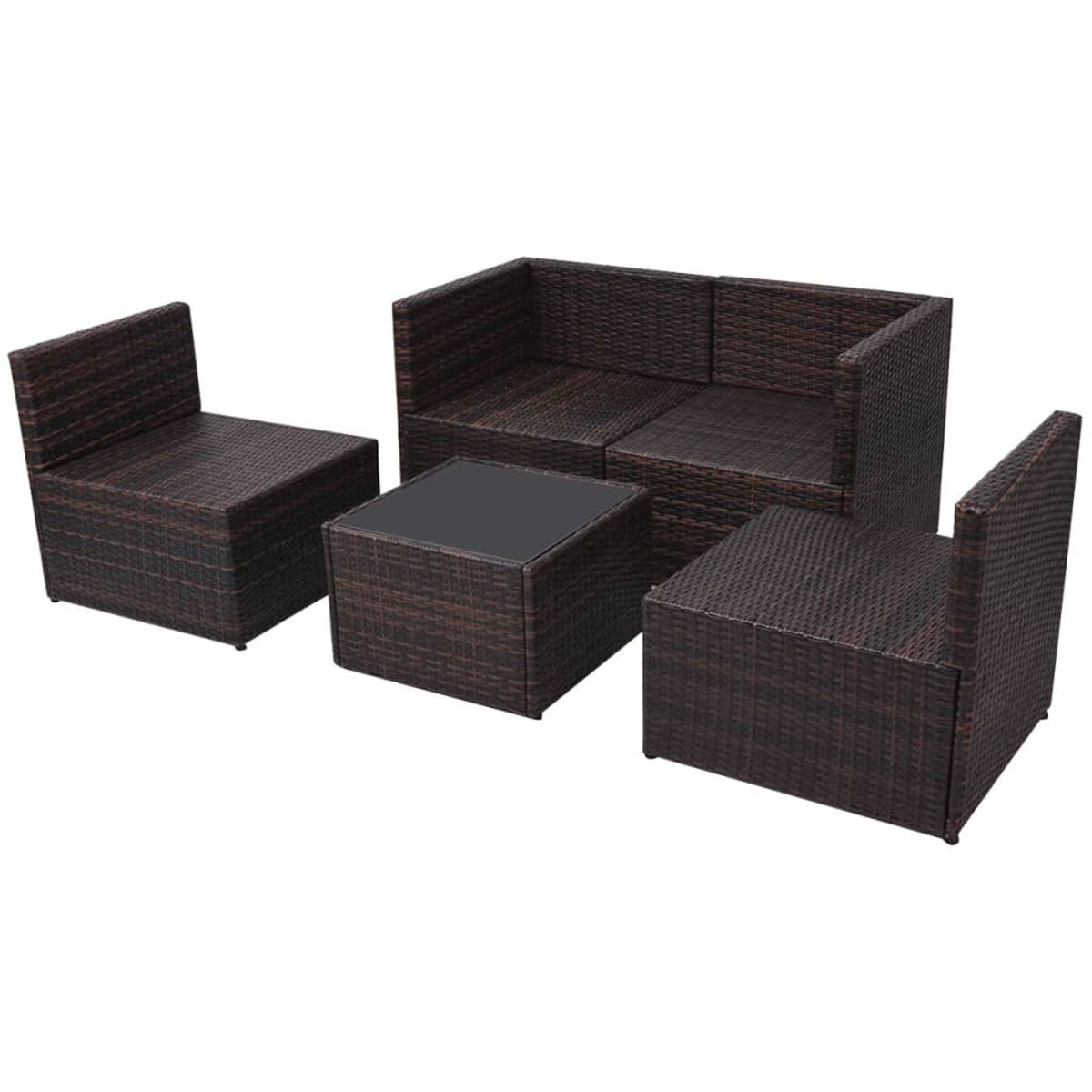 Ein Outdoor-Möbelset aus dunkelbraunem Korbgeflecht. Ein Sofa, Stühle und ein Tisch sind vorhanden.