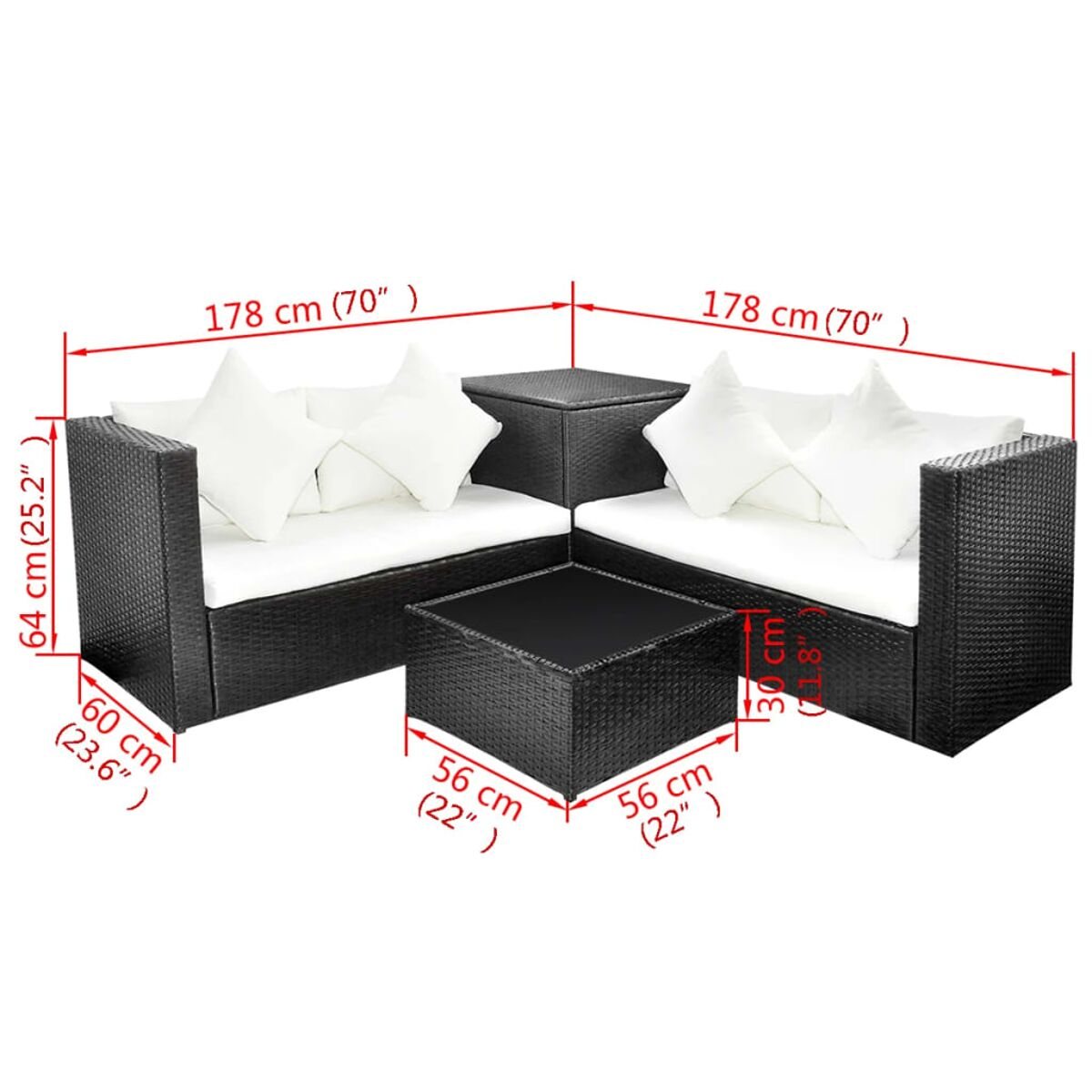 Ein schwarzes Outdoor-Möbelset aus Korbgeflecht mit weißen Kissen und einem Couchtisch.