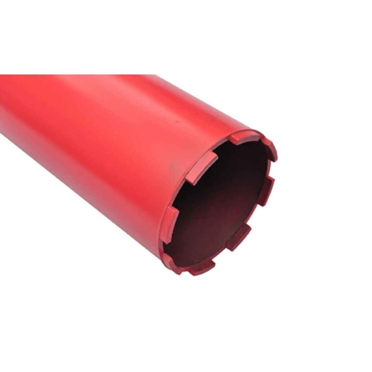 Ein roter Kernbohrer. Die Schneide ist sichtbar.