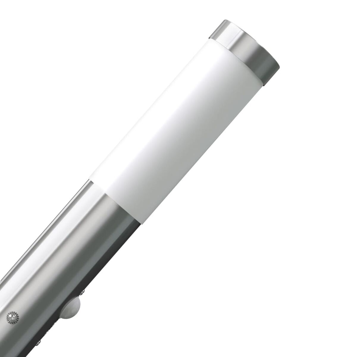Eine silberne Lampe mit einem weißen Lichtabschnitt.