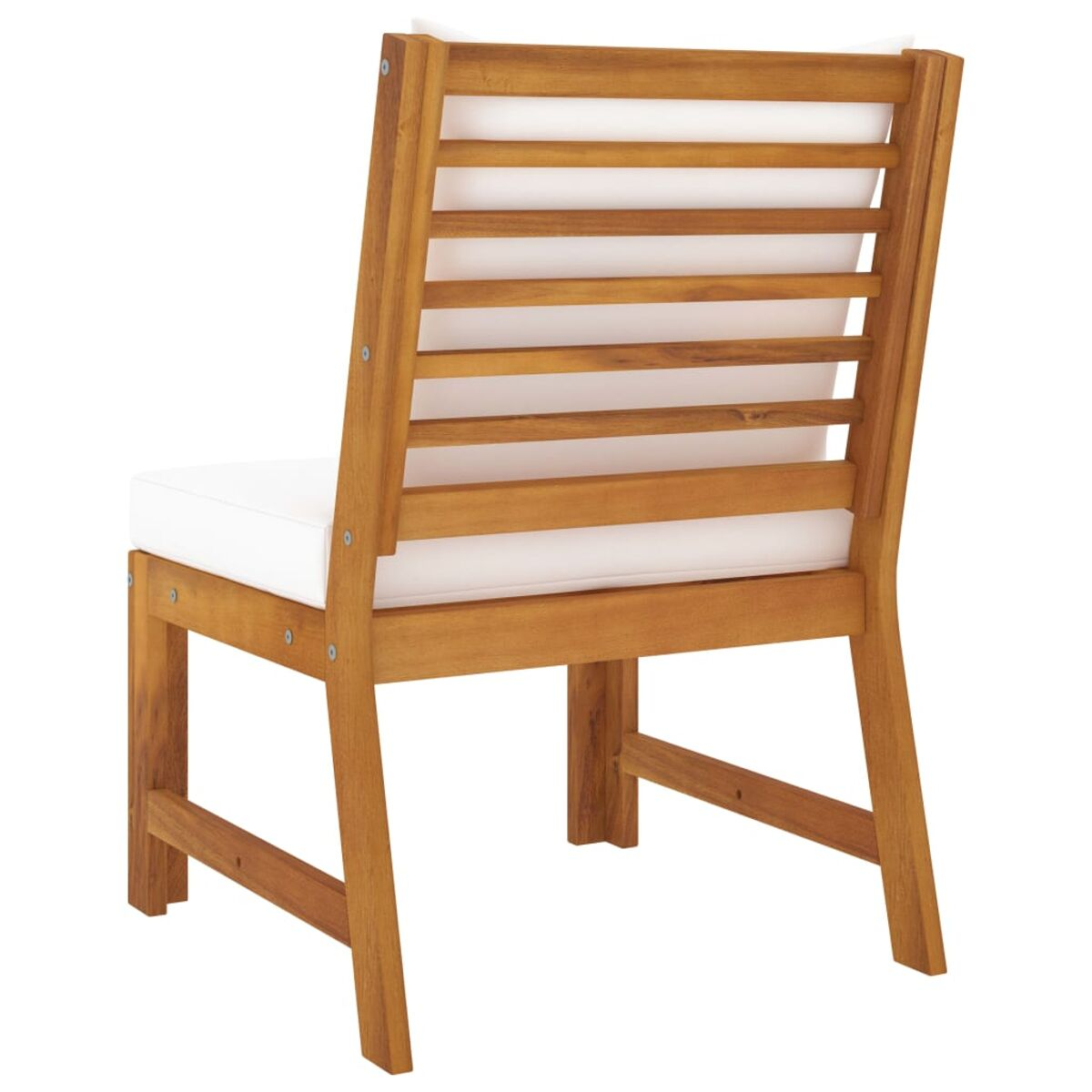 Holz-Außenstuhl, Rückansicht, mit weißem Kissen und horizontalen Lamellen.