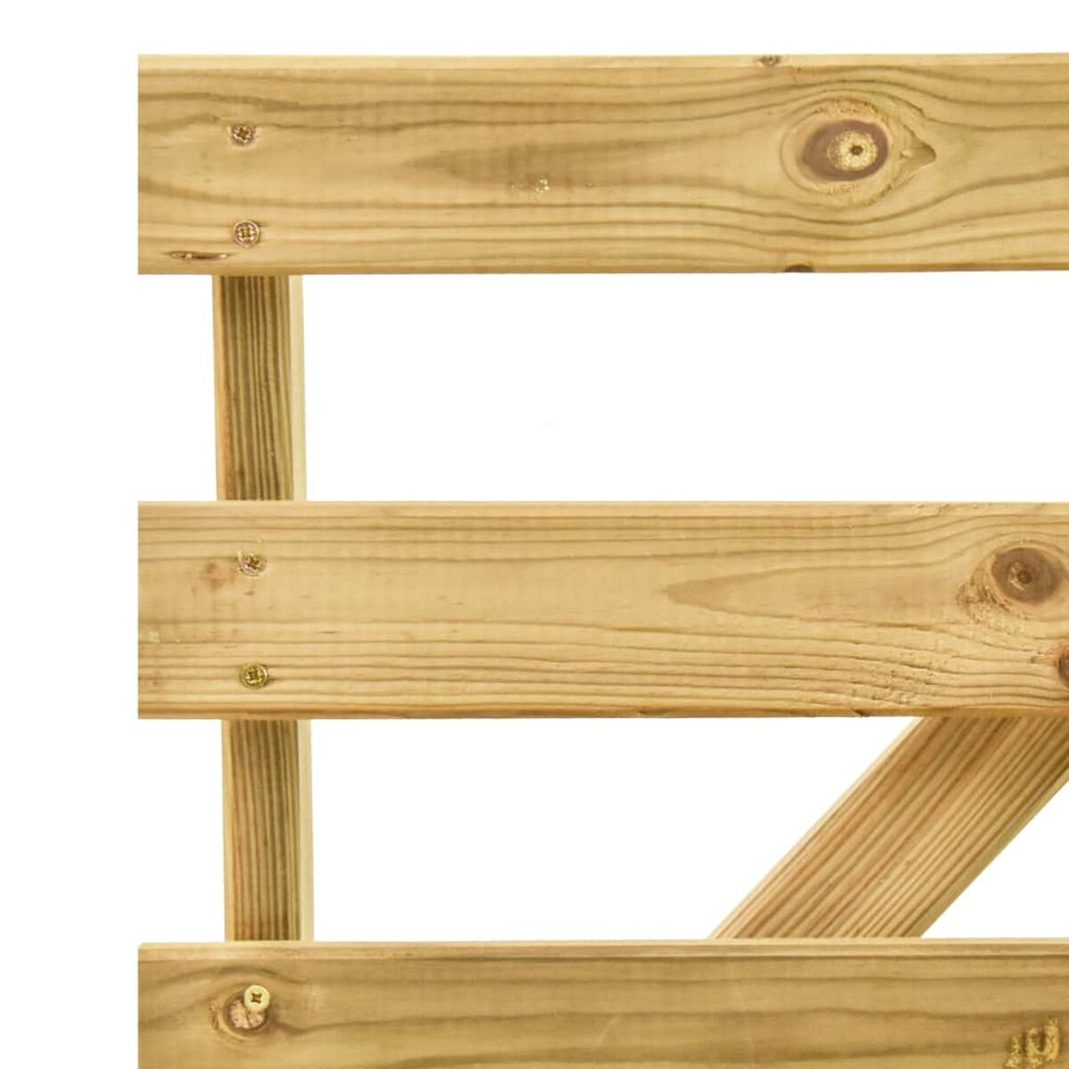Nahaufnahme eines Holztors mit horizontalen Brettern und diagonaler Stütze.
