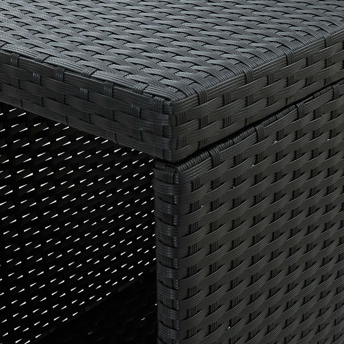 Nahaufnahme einer gewebten schwarzen Outdoor-Tischoberfläche, Textur.