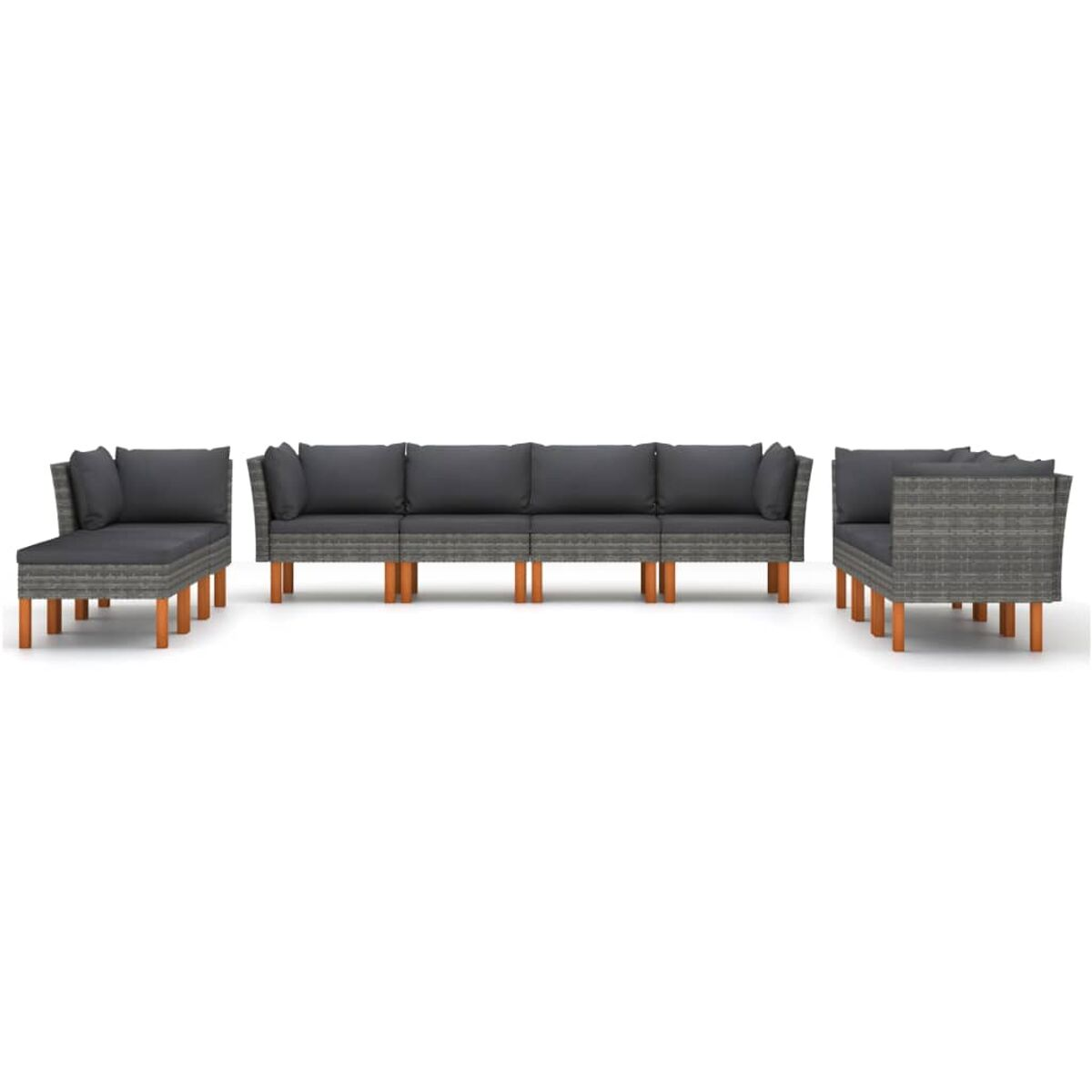 Outdoor-Sitzgruppe mit dunkelgrauen Kissen. Enthält Sofas und einen Eckstuhl.
