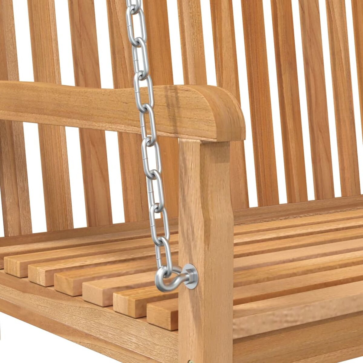 Holzschaukel-Set, Nahaufnahme von Kette und Verbindung. Weißer Hintergrund.