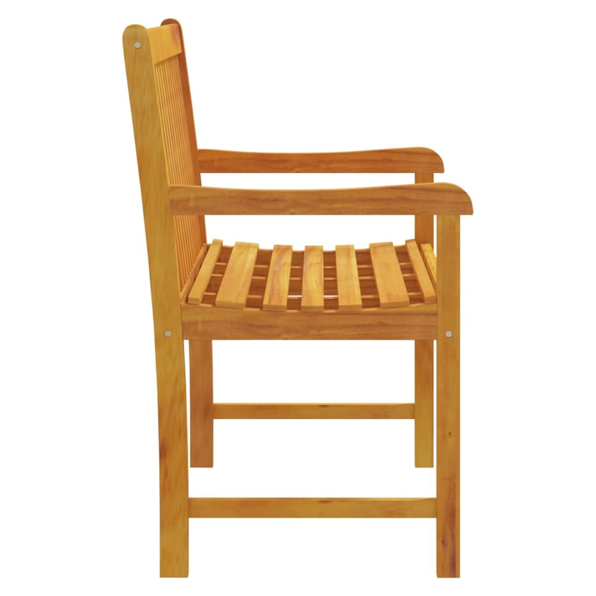 Seitenansicht eines Holzstuhls. Hellbraune Farbe. Sitzfläche und Rückenlehne mit Lamellen. Armlehnen sichtbar.
