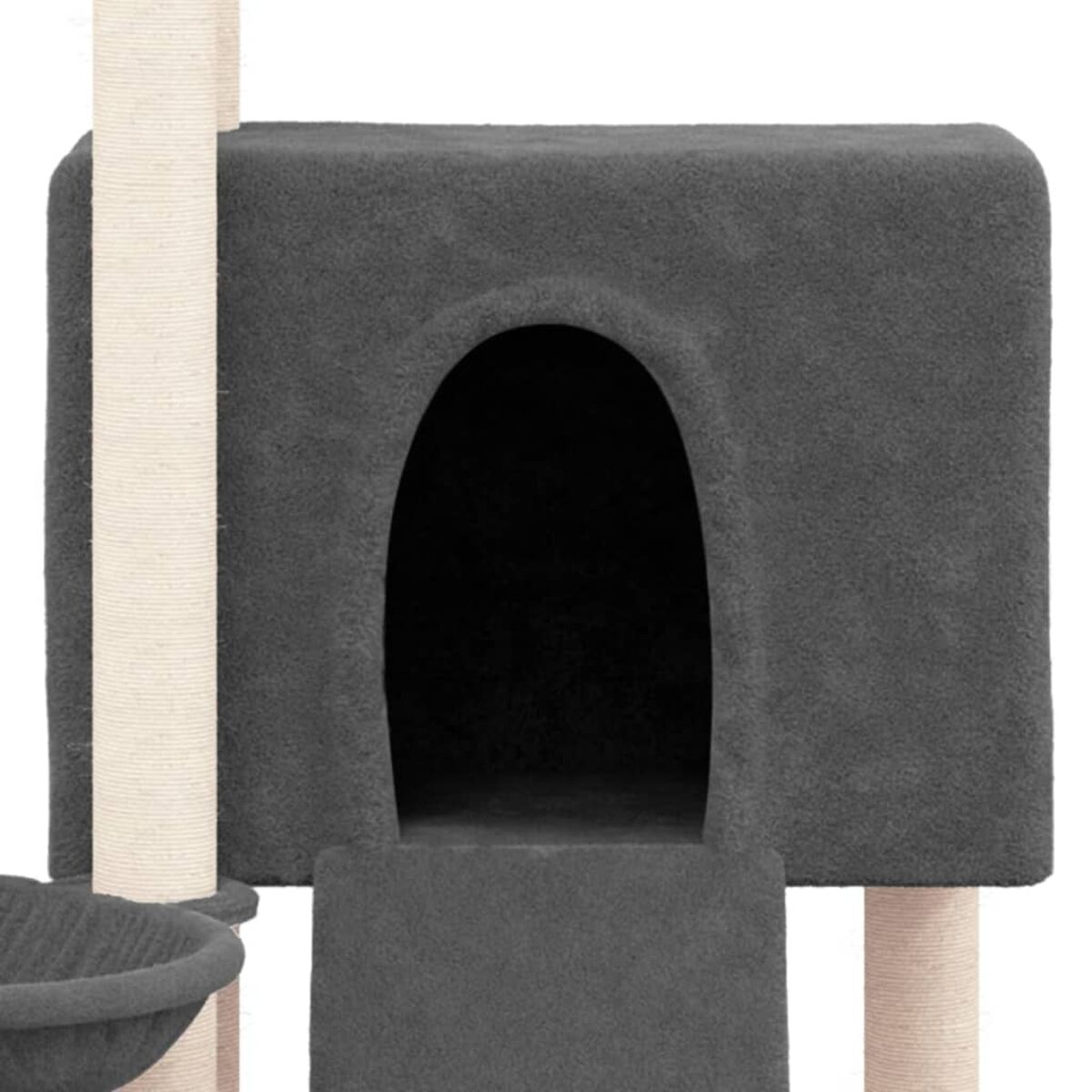 Graues Katzenhaus des Katzenbaums. Hat einen gewölbten Eingang und sitzt auf einer Plattform. Beige Pfosten an den Seiten.