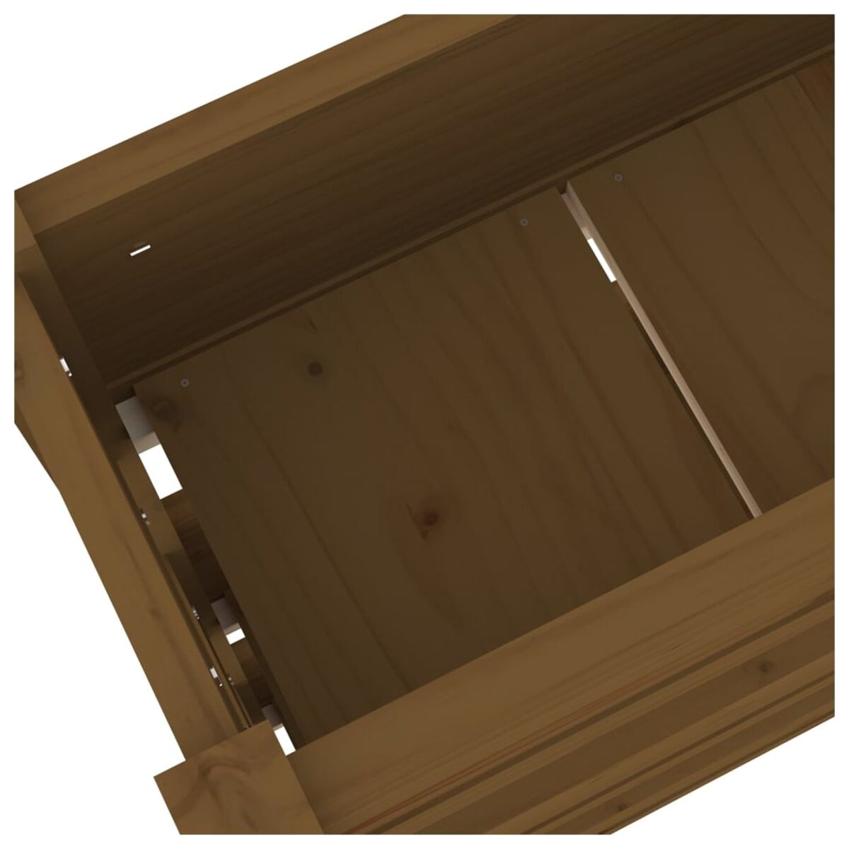 Eine Holzkiste von oben. Sie ist braun und hat einen Lattenboden.