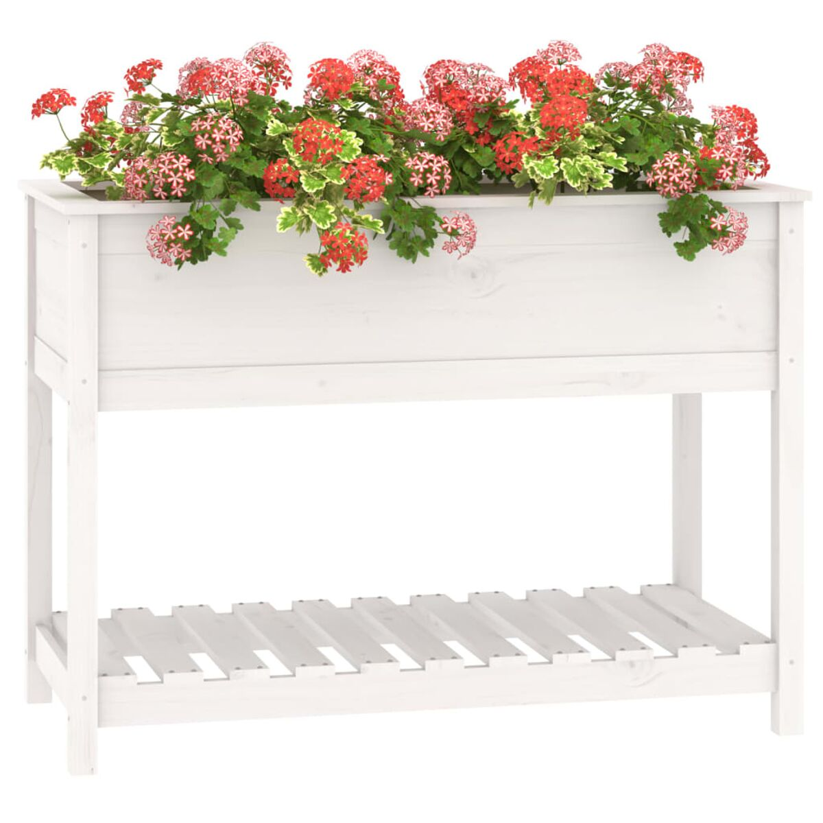 Weißer Holzpflanzer mit roten und grünen Blumen.