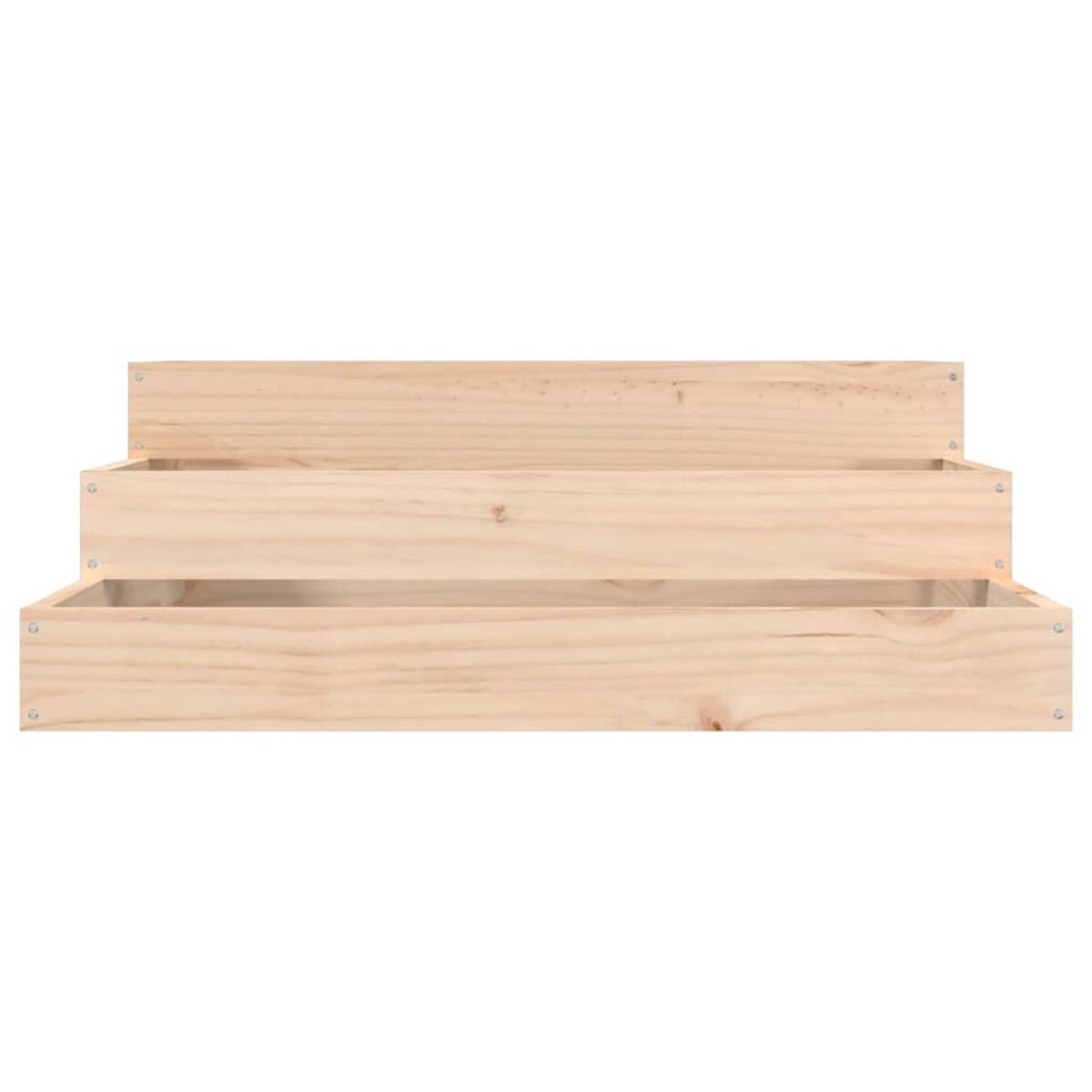 Dreistufiger Pflanzständer aus Holz, der die verschiedenen Ebenen zeigt. Weißer Hintergrund.