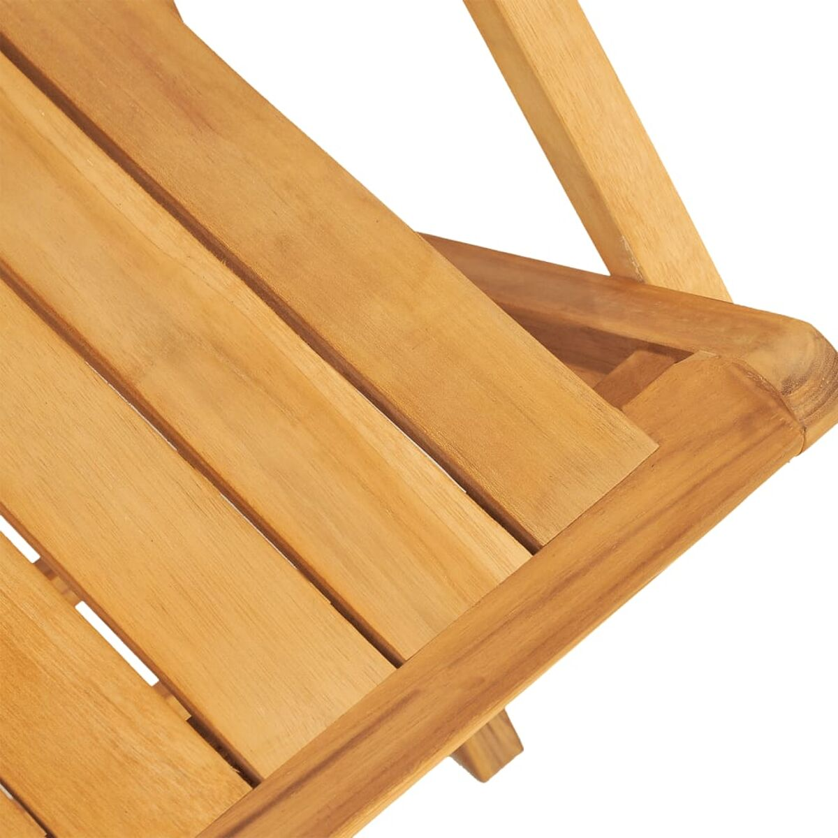 Nahaufnahme von Holzstuhl-Latten.