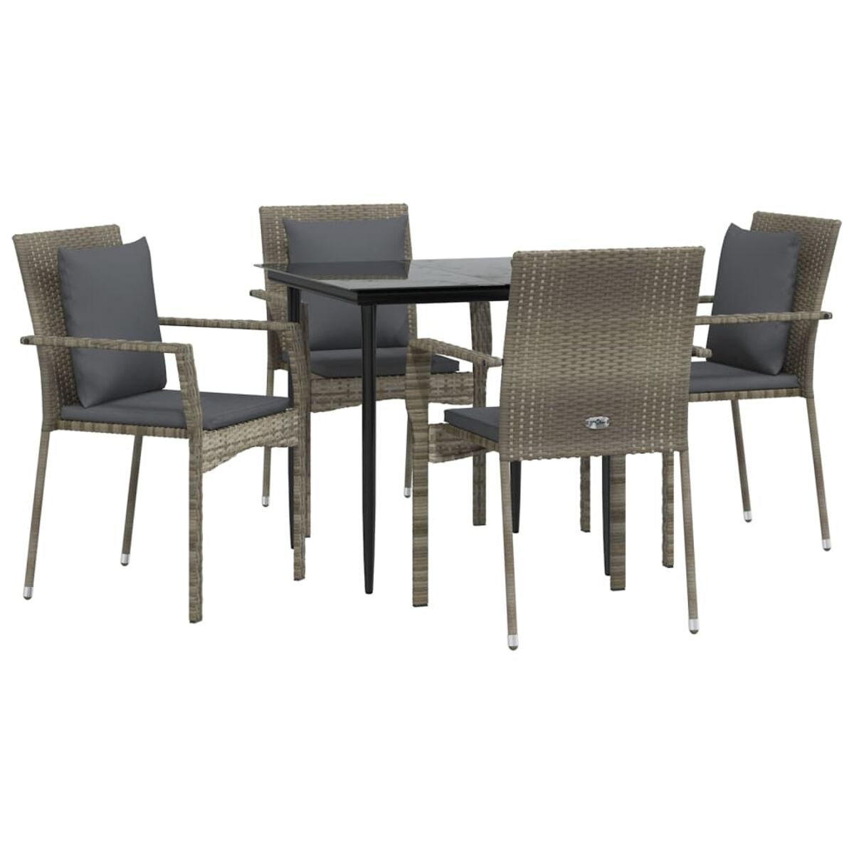 Outdoor-Essgruppe mit vier Stühlen, einem schwarzen Tisch und grauen Kissen. Isoliert auf Weiß.