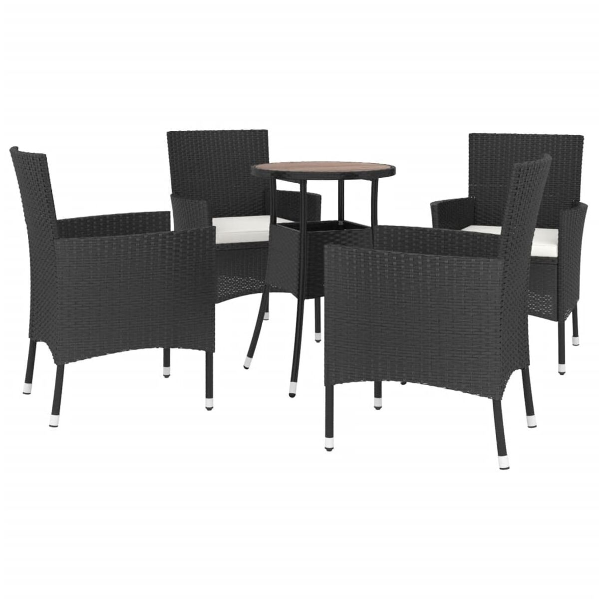 Ein schwarzes Outdoor-Ess-Set aus Korbgeflecht. Es umfasst vier Stühle und einen runden Tisch. Weiße Kissen auf Stühlen.