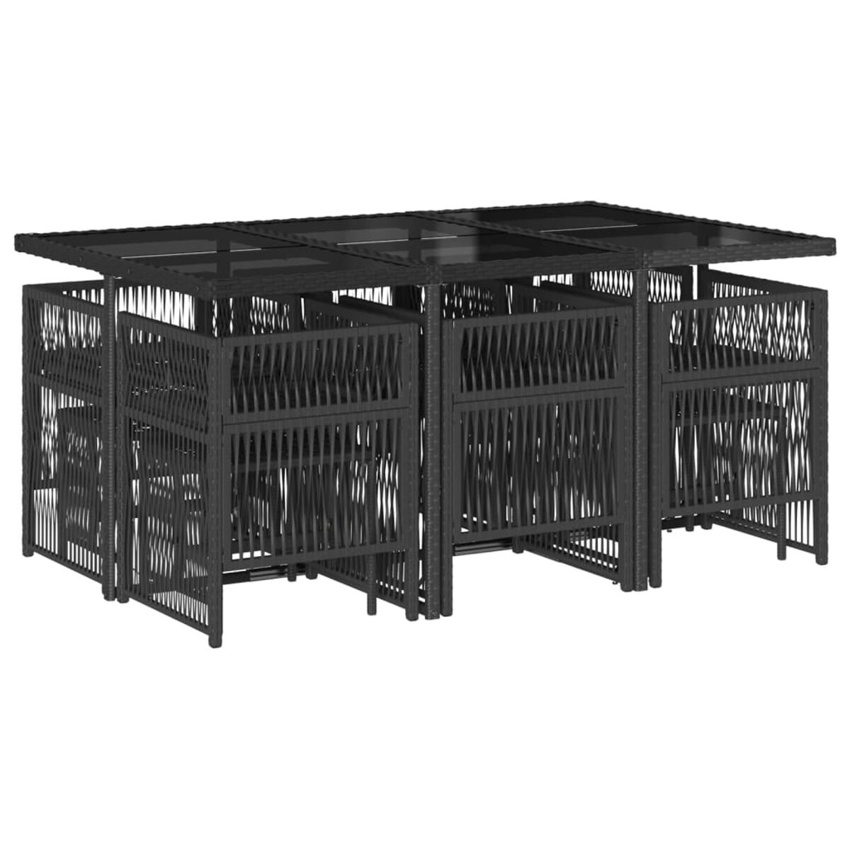 Set da pranzo per esterni in rattan nero. Sedie e tavolo, piano in vetro. Isolato su bianco.