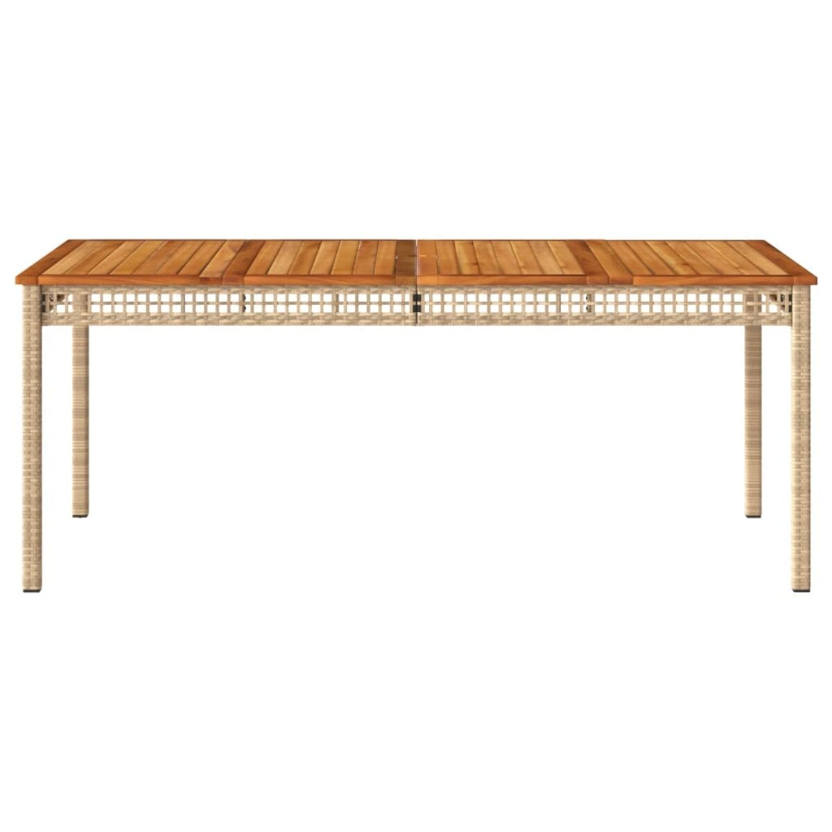 Langer Outdoor-Tisch mit Holzplatte und gewebtem Gestell, isoliert auf weißem Hintergrund.