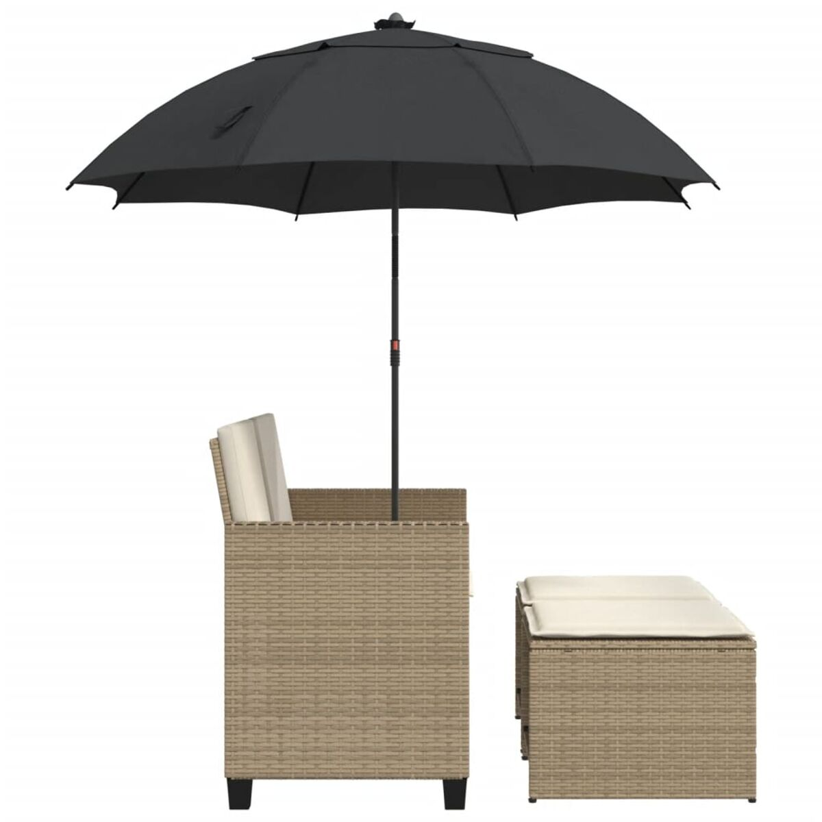 Set di mobili da esterno in vimini. Include un divano, un pouf e un ombrellone.