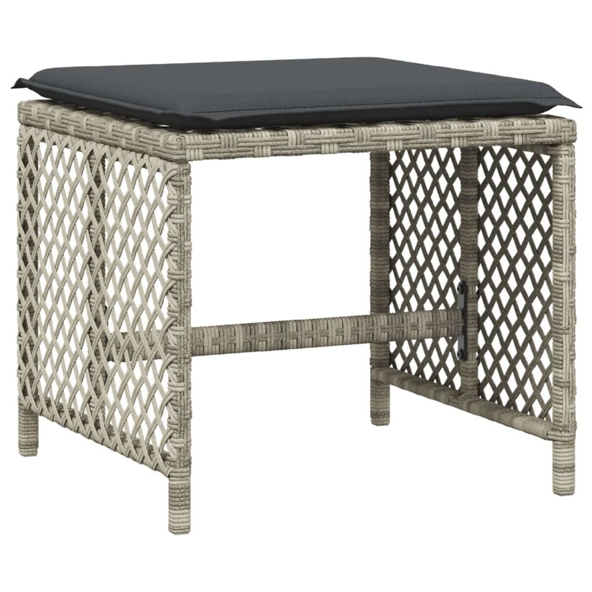 Pouff in vimini con cuscino. Forma quadrata, lati intrecciati, cuscino grigio scuro sopra. Design semplice.