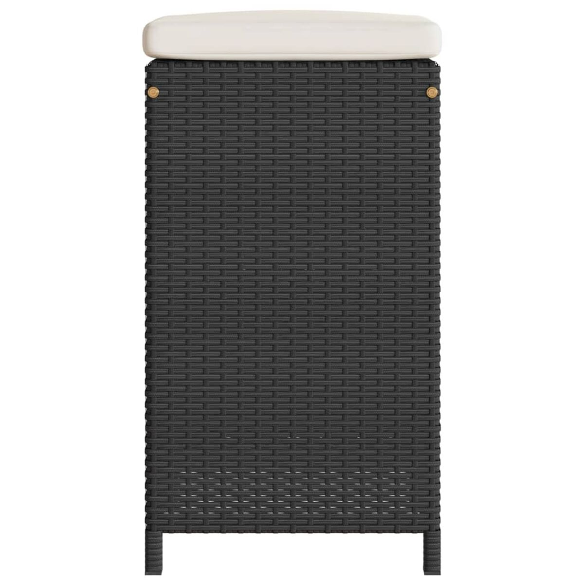 Vista dall'alto di un lettino prendisole in rattan nero con cuscino color crema. Sfondo semplice.