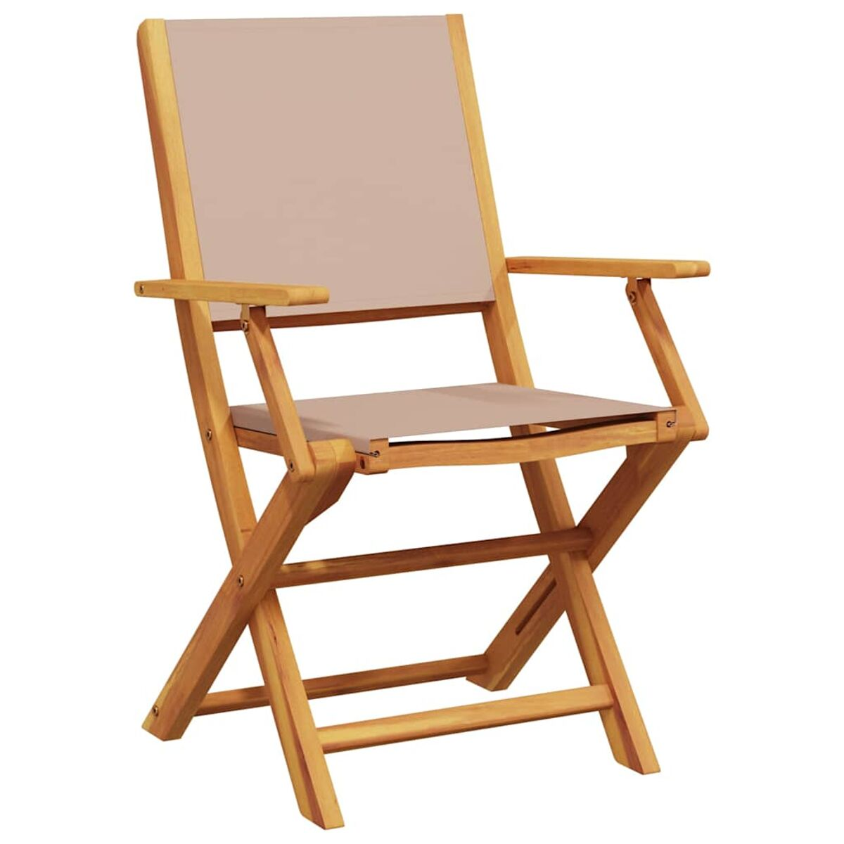 Klappstuhl aus Holz mit beigem Stoff Sitz und Rückenlehne. Der Stuhl ist auf weißem Hintergrund isoliert.
