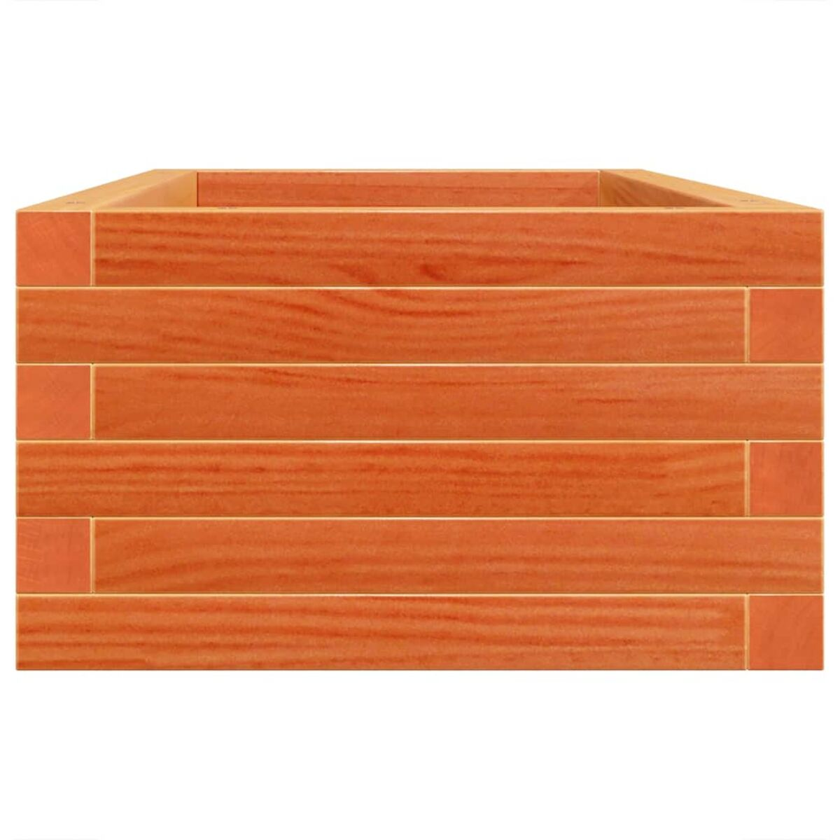 Pflanzkübel aus Holz, aus horizontalen Brettern, in orange-brauner Holzfarbe.