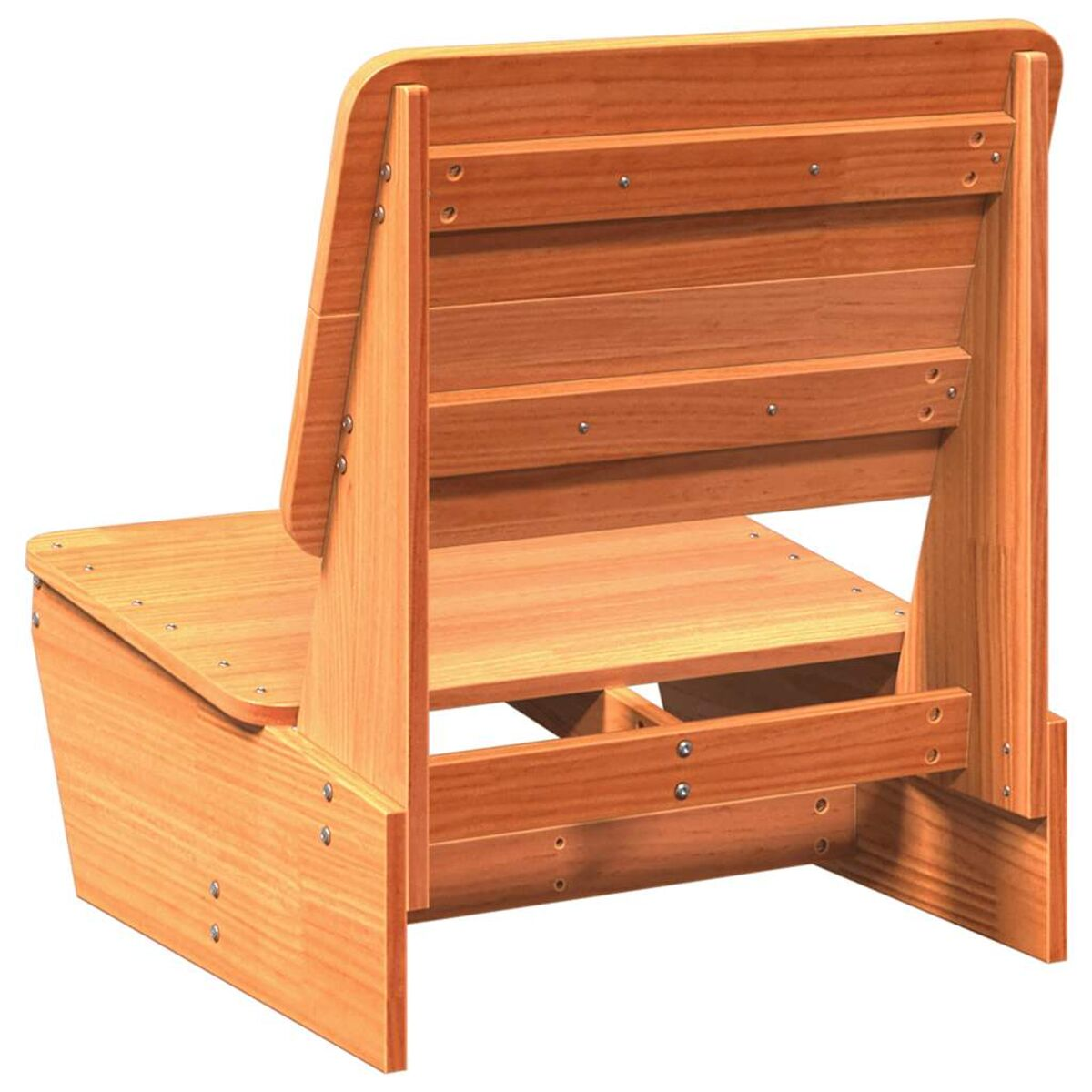 Holz-Außenstuhl von hinten. Hellbraunes Holz, schlichtes Design.