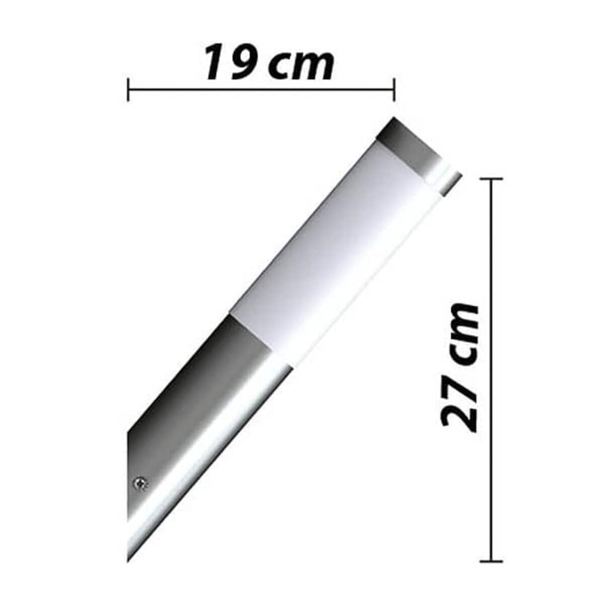 Eine silberne und weiße LED-Leuchte mit den Maßen 19 cm x 27 cm, auf weißem Hintergrund.