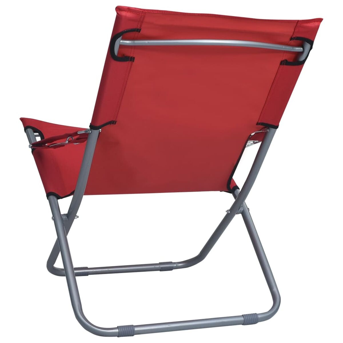 Roter Klappstuhl mit Metallrahmen. Die Rückenlehne ist rot. Der Stuhl ist einfach und faltbar.